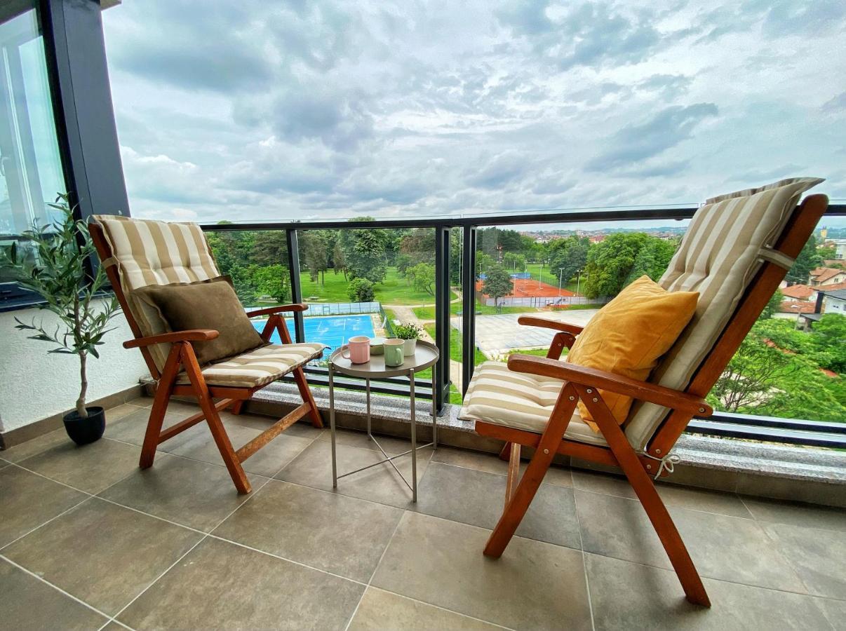 Park & Play Apartment บันยาลูกา ภายนอก รูปภาพ